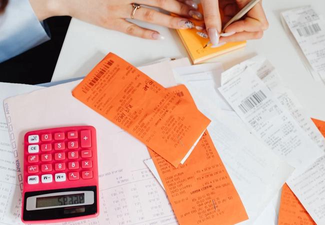 Dívidas de começo de ano: por que fevereiro é o melhor mês para resolver